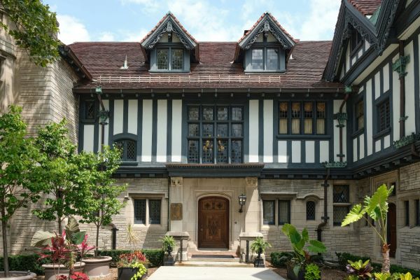 Top sash window options to enhance your West Yorkshire residence